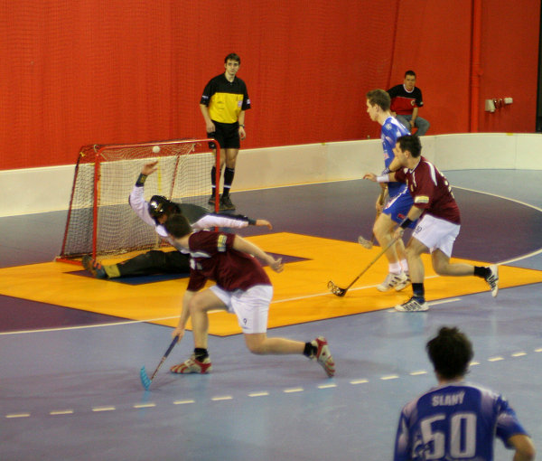 SPA vs. MB, 22.2.2009  (foto: tom@drb.cz)